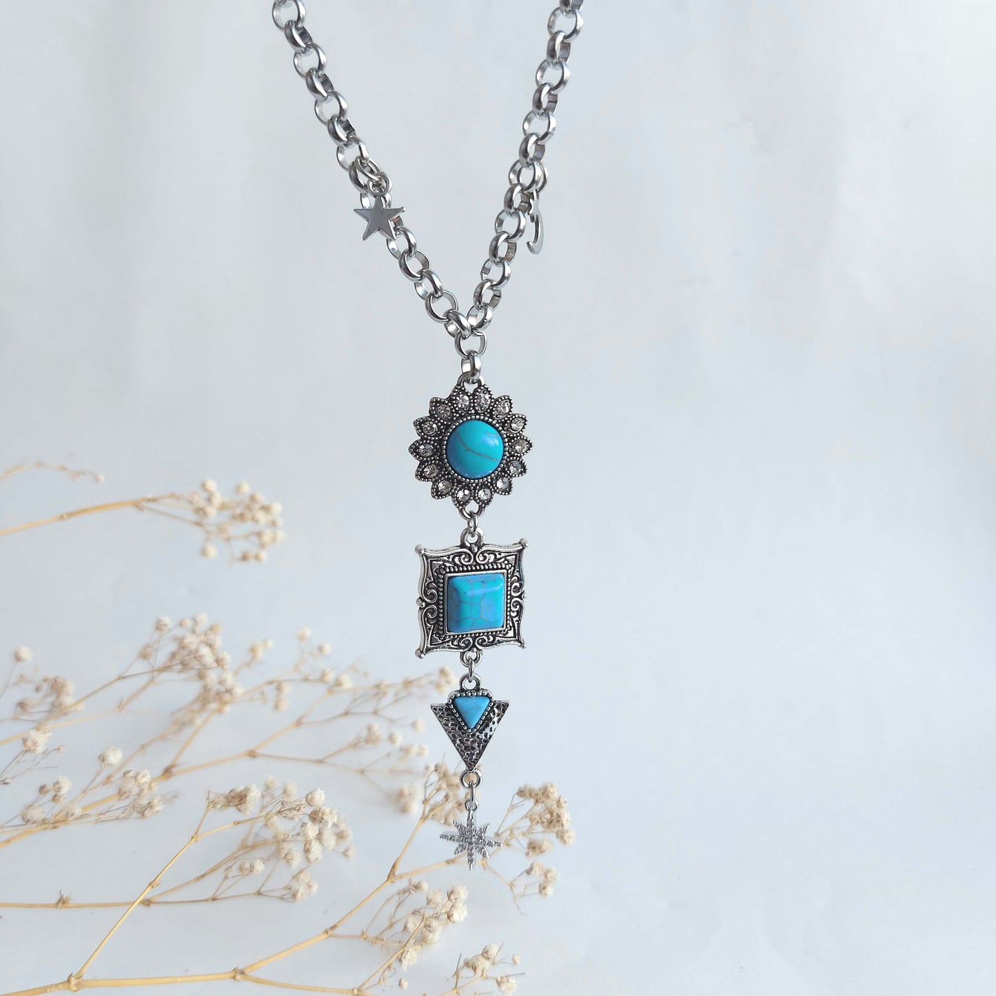 SOURCE OF MAGIC Boho Necklace with Howlite