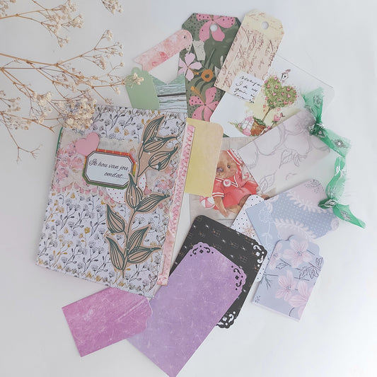 IK HOU VAN JOU, OMDAT Junk Journal met wit zwart en goud kaft