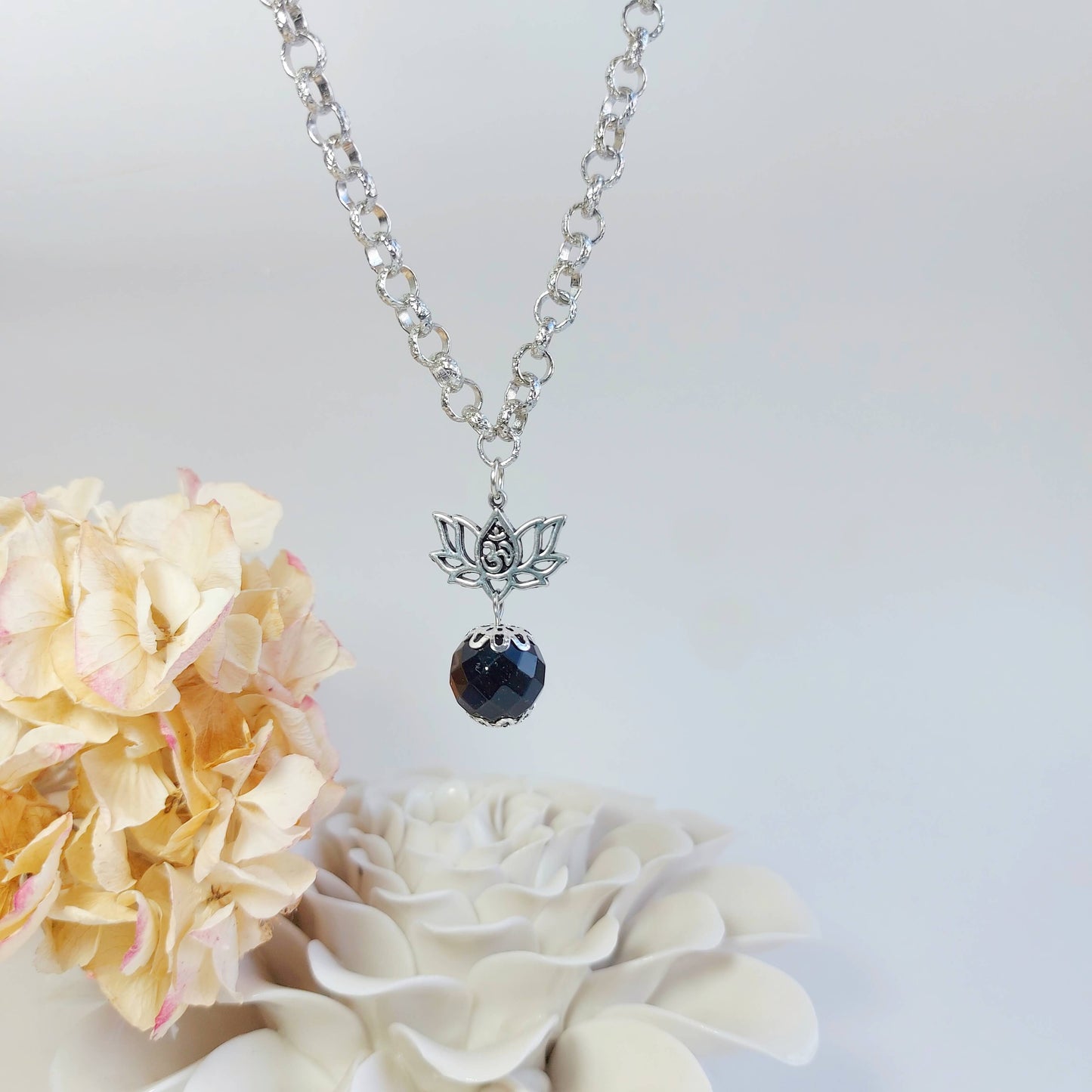 JENNA MAGIC Boho Necklace with Onyx and AUM in Lotus pendant